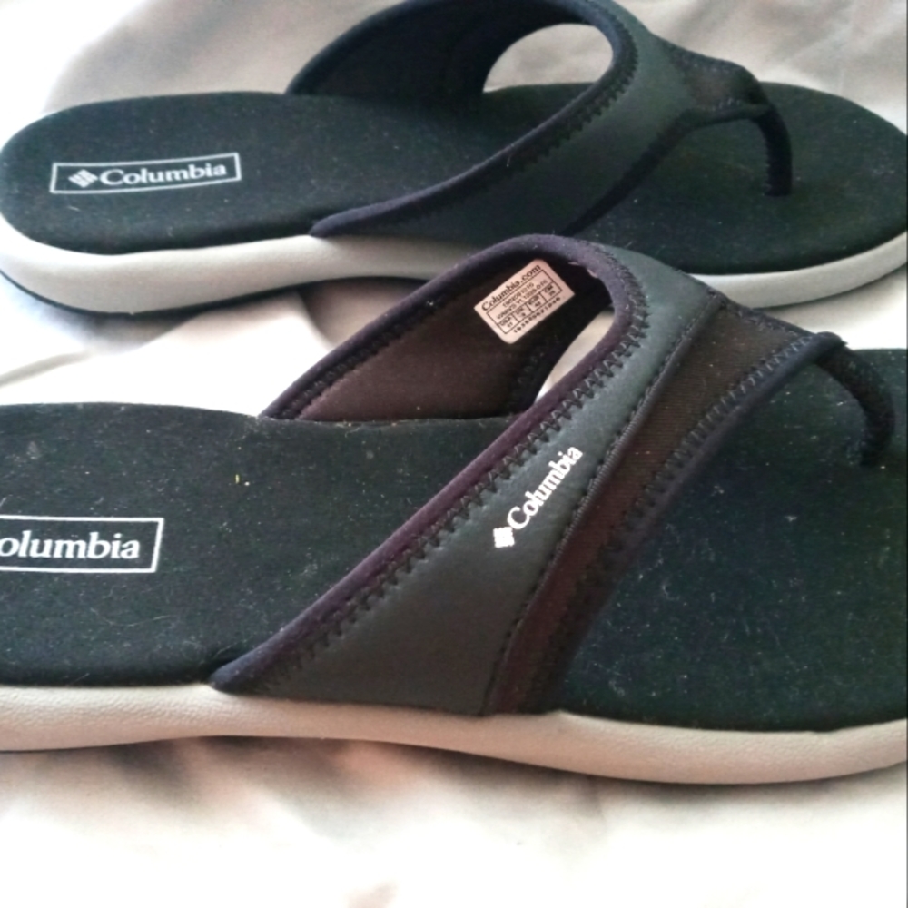 Women's Columbia flip flops size US 11